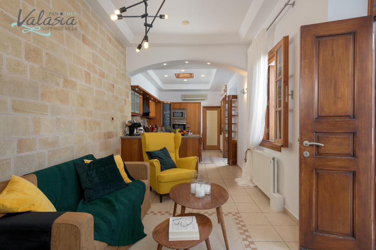 Villa Panthea Valasia Boutique *